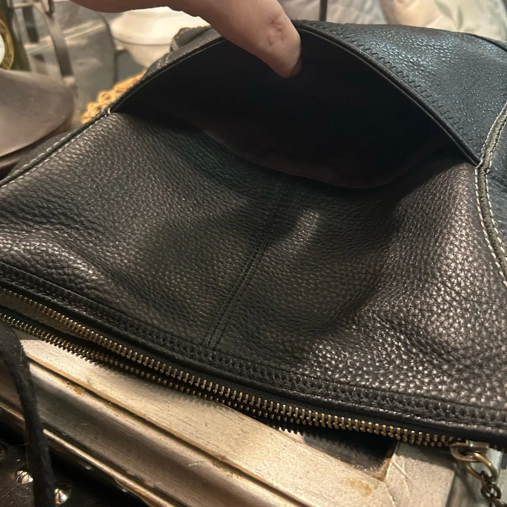 The Sak black leather crossbody bag #leather #crossbodybag